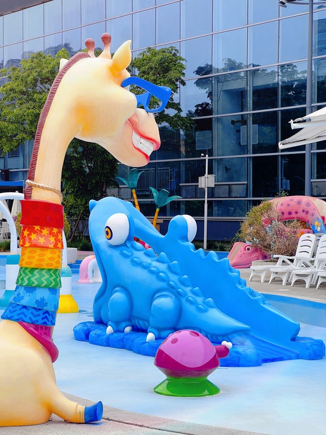 An ideal destination for summer weekends! A water park where both adults and children can enjoy!