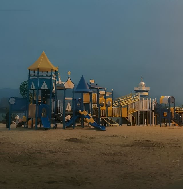 沙灘公園：都市中的海島風情