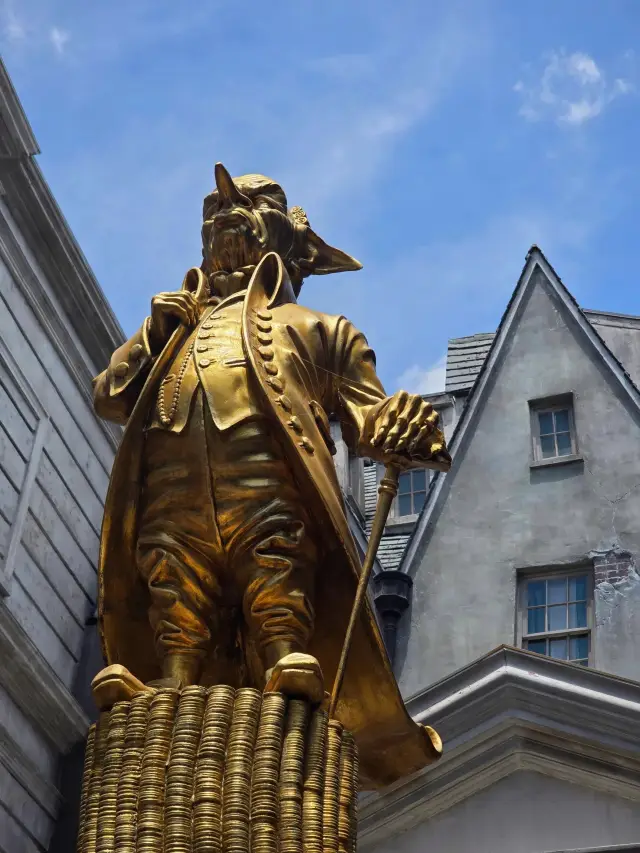 The largest Universal Studios in the world!!!