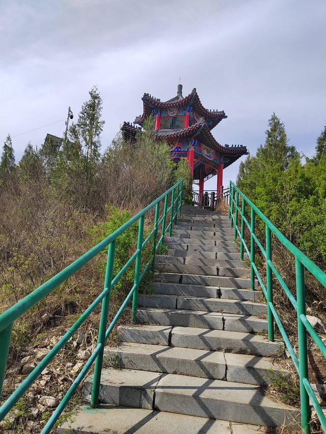 凌河第一灣的喀左縣