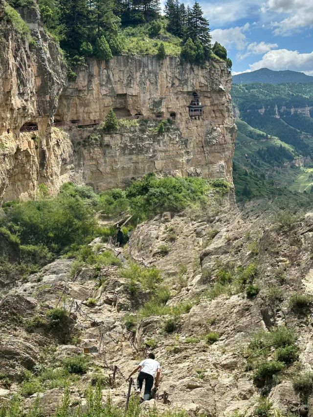 北方的香格里拉…芦芽山景區