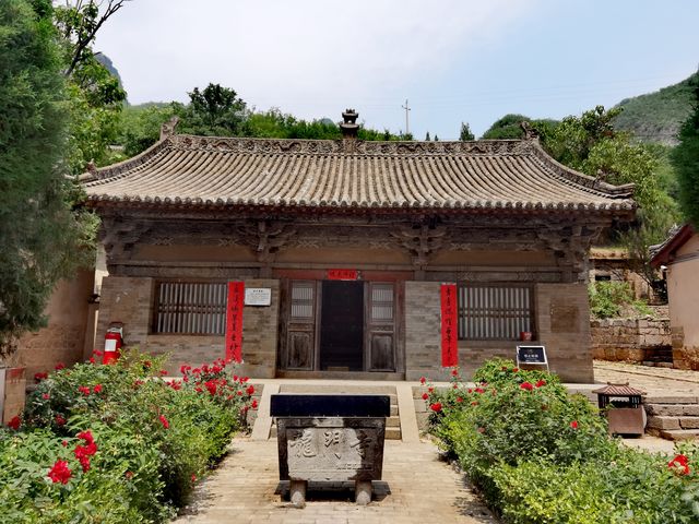 隱匿深山集中六朝古建的平順龍門寺