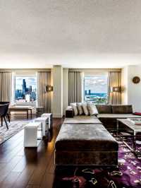 🌟 Chic Stays: Hyatt Regency McCormick Place, Chicago 🌟