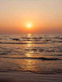 🌴🏖️ Goa's Green Door Villa: Your Beachside Haven! 🌅🍹