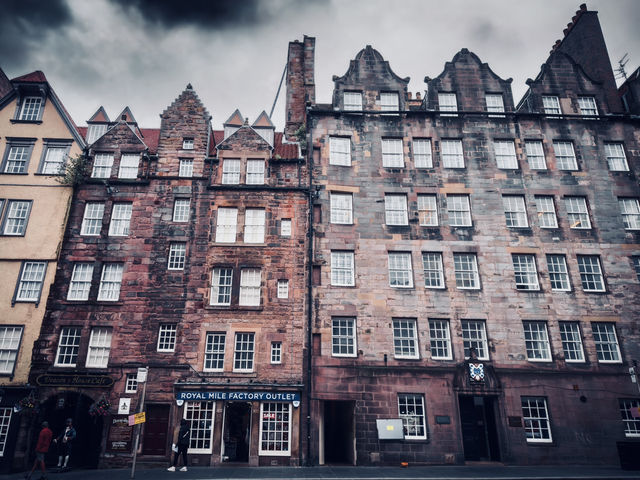 The City with CLASSIC Architecture!