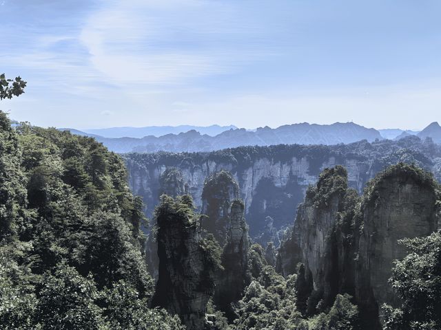 長沙-張家界-芙蓉鎮六天五晚。 長沙-張家界-芙蓉鎮六天五晚。