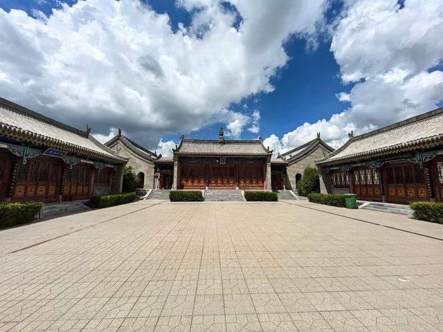 天岩范氏宗祠。