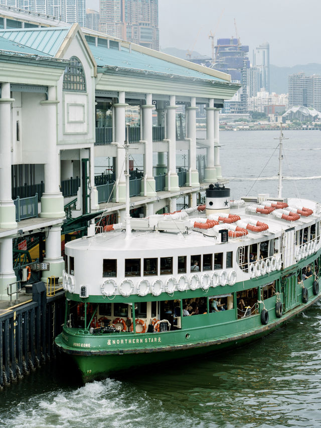 人生建議，來香港一定要坐一次落日飛車。