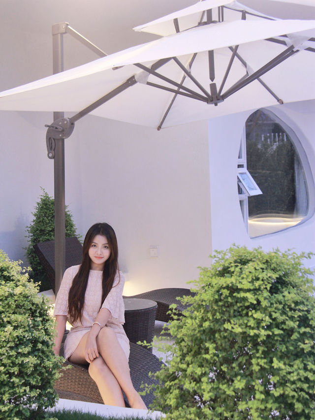 上海！！新開的！！不想退房…。