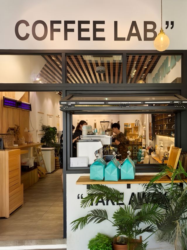 澳門 | 澳洲冠軍咖啡師開的店。