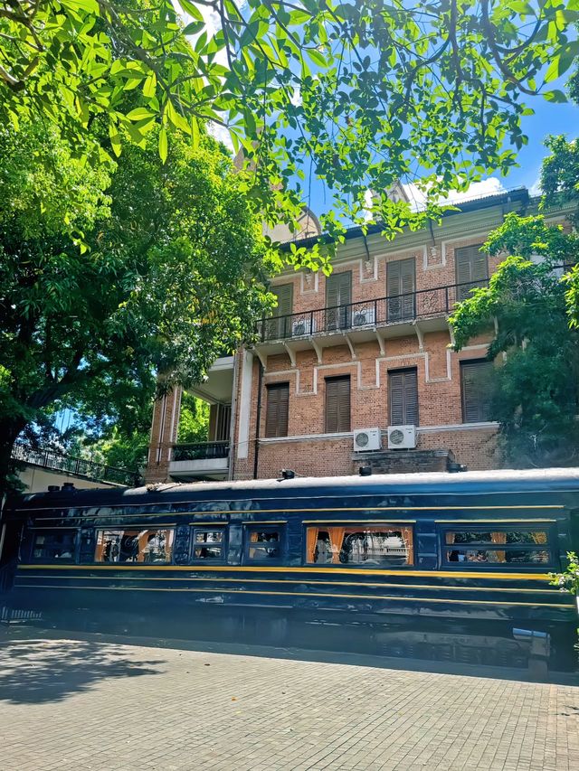 廣州沙面火車頭法國西餐廳，法式風情浪漫滿分。