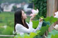 貴州廈格侗寨！帶女兒來到語文課本裡的梯田。