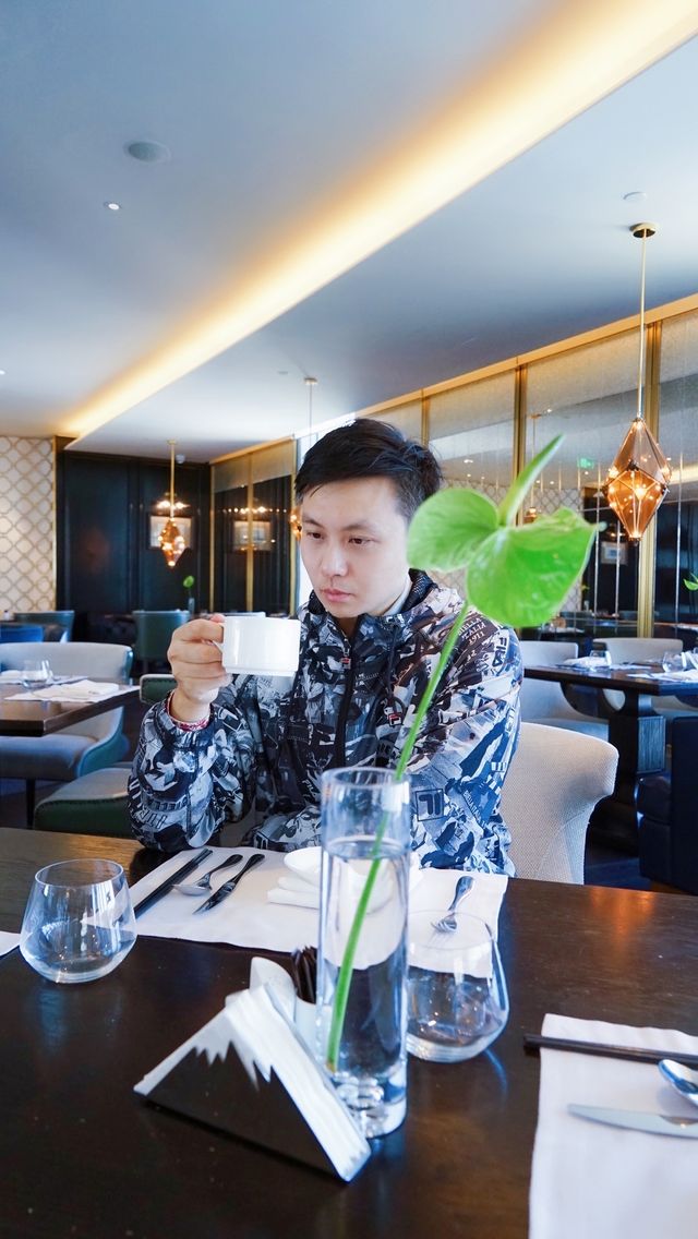 聖誕頌歌響起 聖誕大餐就來湛藍的法國餐廳。