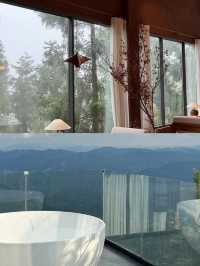 朋友，我在雲山之巅做 Spa