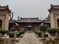 Hidden Oasis: Xi'an's Ancient Mosque 🕌