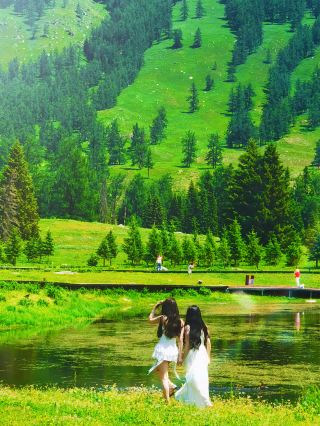 Girl, don't miss Kanas in Xinjiang!