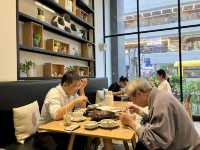 Sichuanese Luxury in Guangzhou: Dive into Ease!