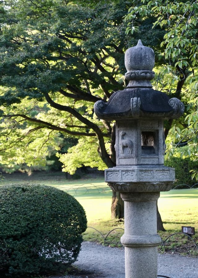 原來是真的，就在東京新宿御苑～