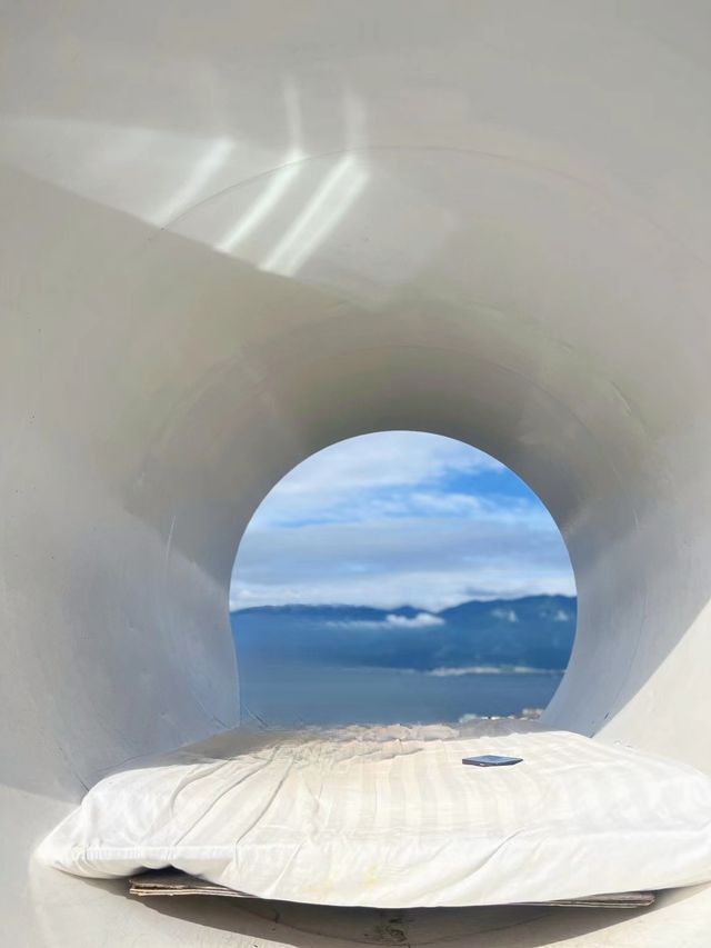 住進大理嘅「愛琴海邊」，邂逅雲端嘅洱海之夢
