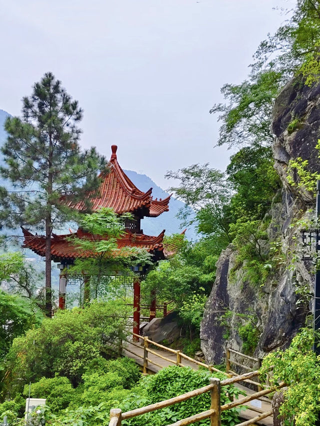 石門棧道｜峭壁之上的古道驚魂