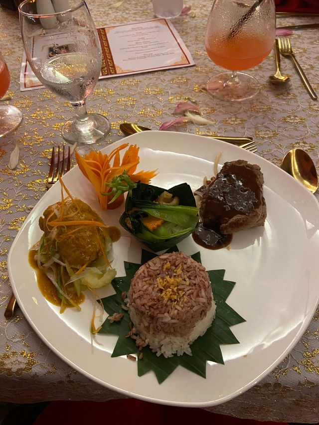 Remarkable Apsara Dinner Experience at Golden Temple Residence