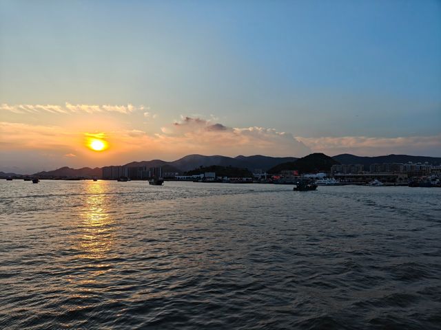 工程建設現場的夕陽餘暉 工程建設現場的夕陽餘暉