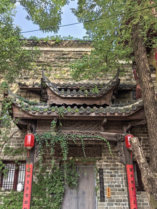隱藏在南昌市區的千年古寺 隱藏在南昌市區的千年古寺