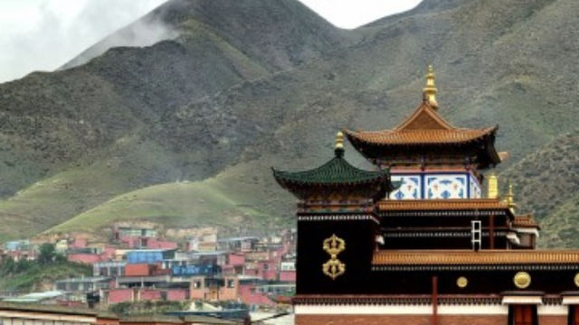 藏式小鎮漫遊指南｜夏河拉卜楞寺的慢時光