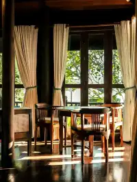 春節別墅趴！蘇梅島海景豪宅，16人狂歡