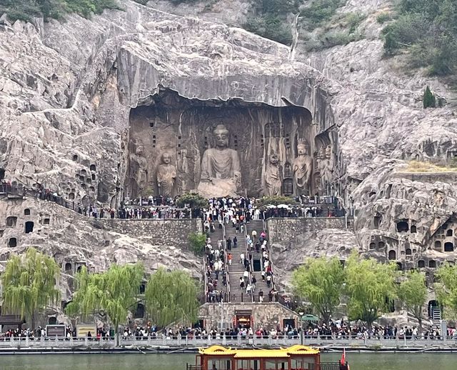 龍門石窟2日遊,輕鬆體驗這座世界文化遺產的魅力! 龍門石窟2日遊,輕鬆體驗這座世界文化遺產的魅力!