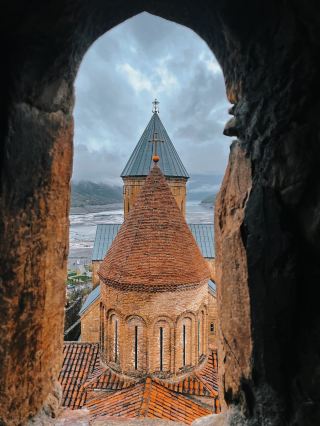 6-day multi-country tour guide covering Georgia and more—copy it directly