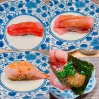 呢排工作辛勞，放假要食好野獎勵吓自己🧏🏻‍♀️揀咗位於元朗既元祖級omakase餐廳 「壽司之神」，約埋家姐，歎返個LUNCH順便傾吓心事❤️
