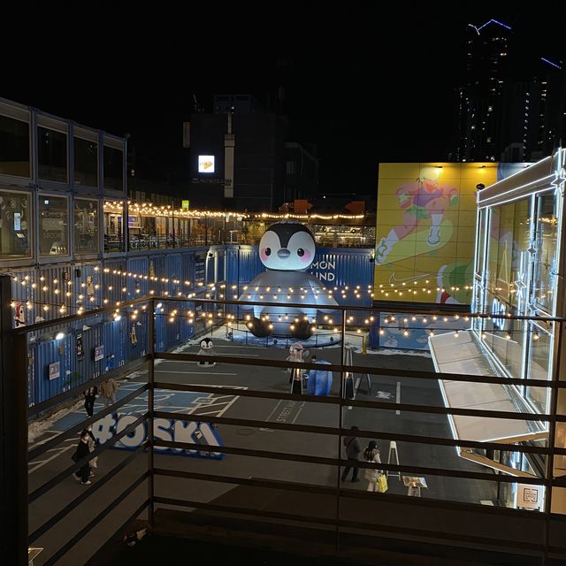 首爾｜建大｜#OSK\  可愛的企鵝🐧 커먼그라운드貨櫃屋