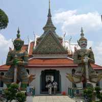 วัดอรุณราชวรารามราชวรมหาวิหาร