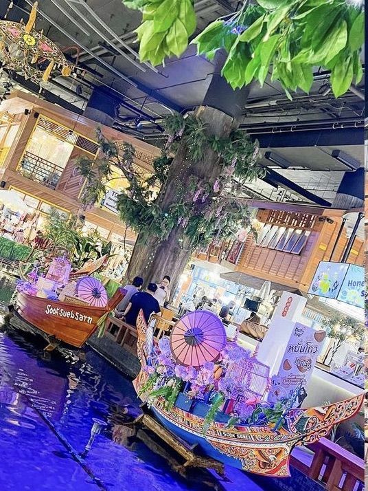 曼谷熱門景點 @ Icon Siam 嘅室內夜市