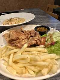 Scrumptious Affordable Western Food!!!🍖🍝🍨