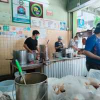 ร้านสีมรกต ข้าวหมูแดง ร้านเด็ดเยาวราช