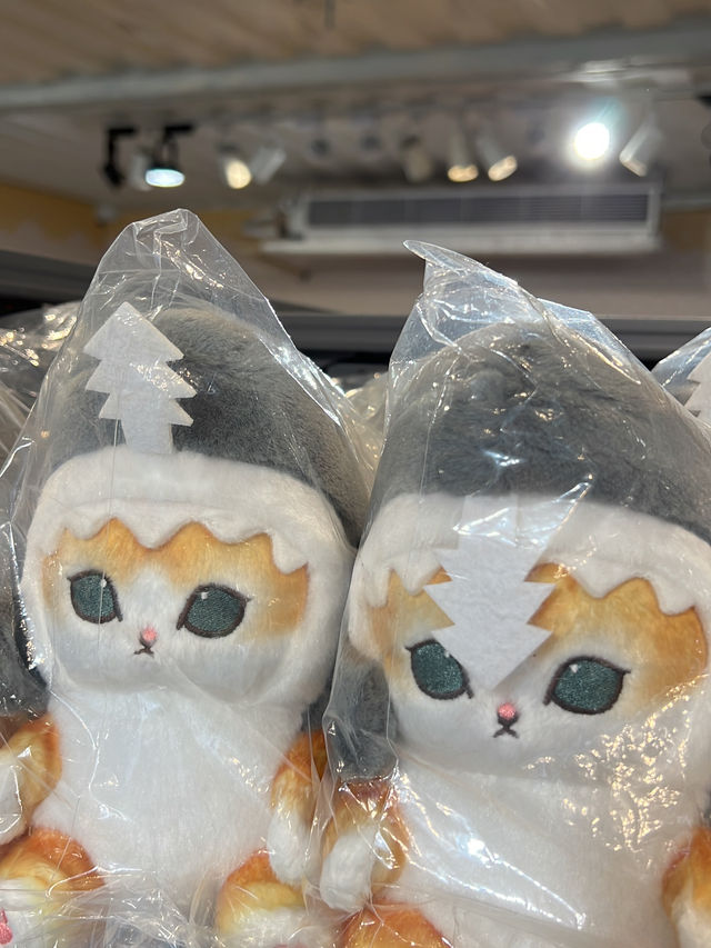 大量超人氣的mofusand貓貓的商品😍😍