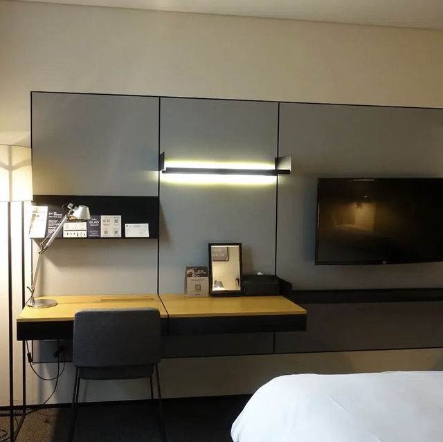 非常方便舒適嘅Glad hotel