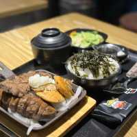 工廈美食！觀塘駱駝漆．鐵板牛舌
