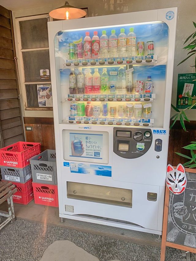 台南安平,可愛充滿療癒感的河童主題,又很有日本味道的景點,來這必吃酥香蝦餅