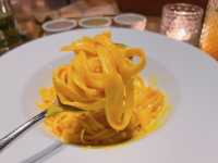 餐廳由米芝蓮星級Chef Enrico Bartolini 開設，食物充滿意大利風情而且又夠正宗，質素有保証~加上意大利藉店員服務超殷勤又夠禮貌，我同朋友仔都食得好盡興，值得一試～