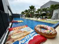 Beautiful Rooftop Pool