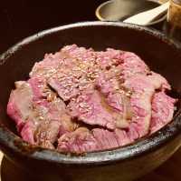 【大阪肥後橋】豪華な肉ランチ