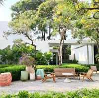 เวลาแห่งความสุขที่ The Standard Hua Hin