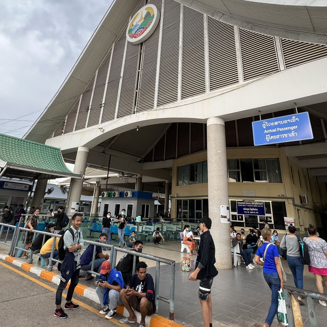 ขึ้นรถไฟไปหนองคาย(ข้ามด่าน)ไปเที่ยวลาวกันฮะ