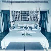 ultra luxury hideaway in the shore Katathani 