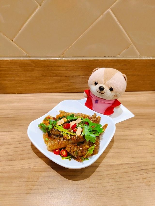 在香港荃灣！有海景吃譚仔