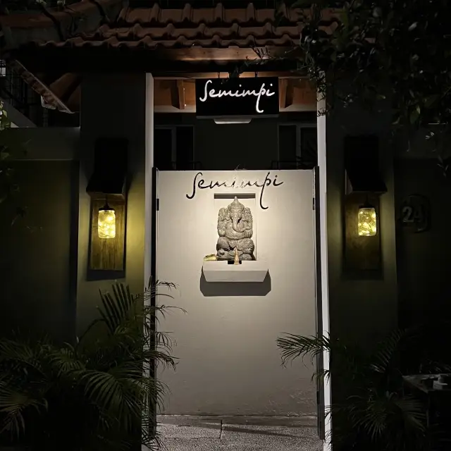 Semimpi Hotel Bali