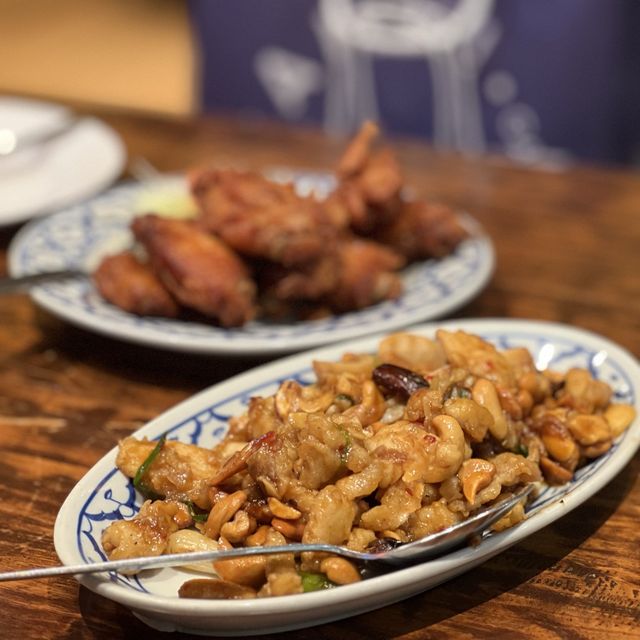 🇹🇭 Ban Khun Mae - authentic Thai food
